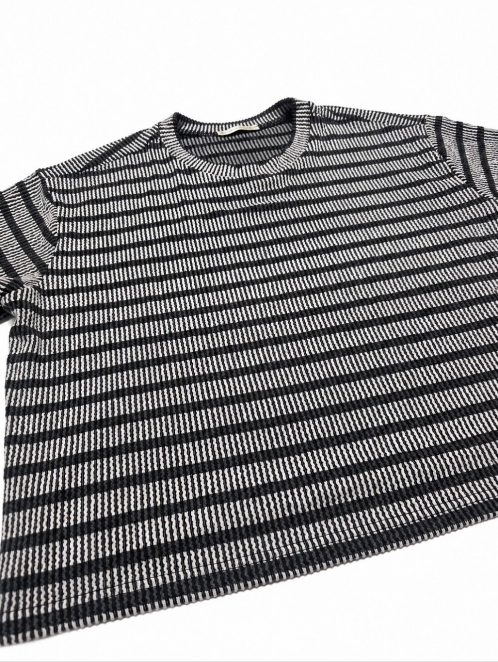 Zenana Black & White Striped Textured Knit Top Size Medium NWOT - Picture 4 of 6
